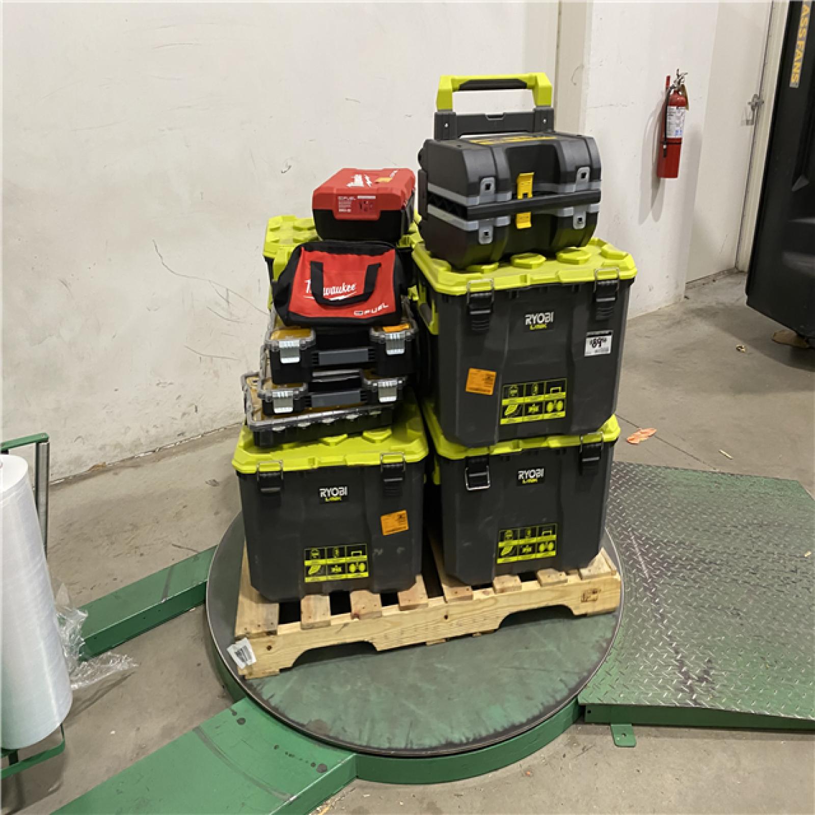 Dallas Location - As-Is Empty Case Tool Pallet