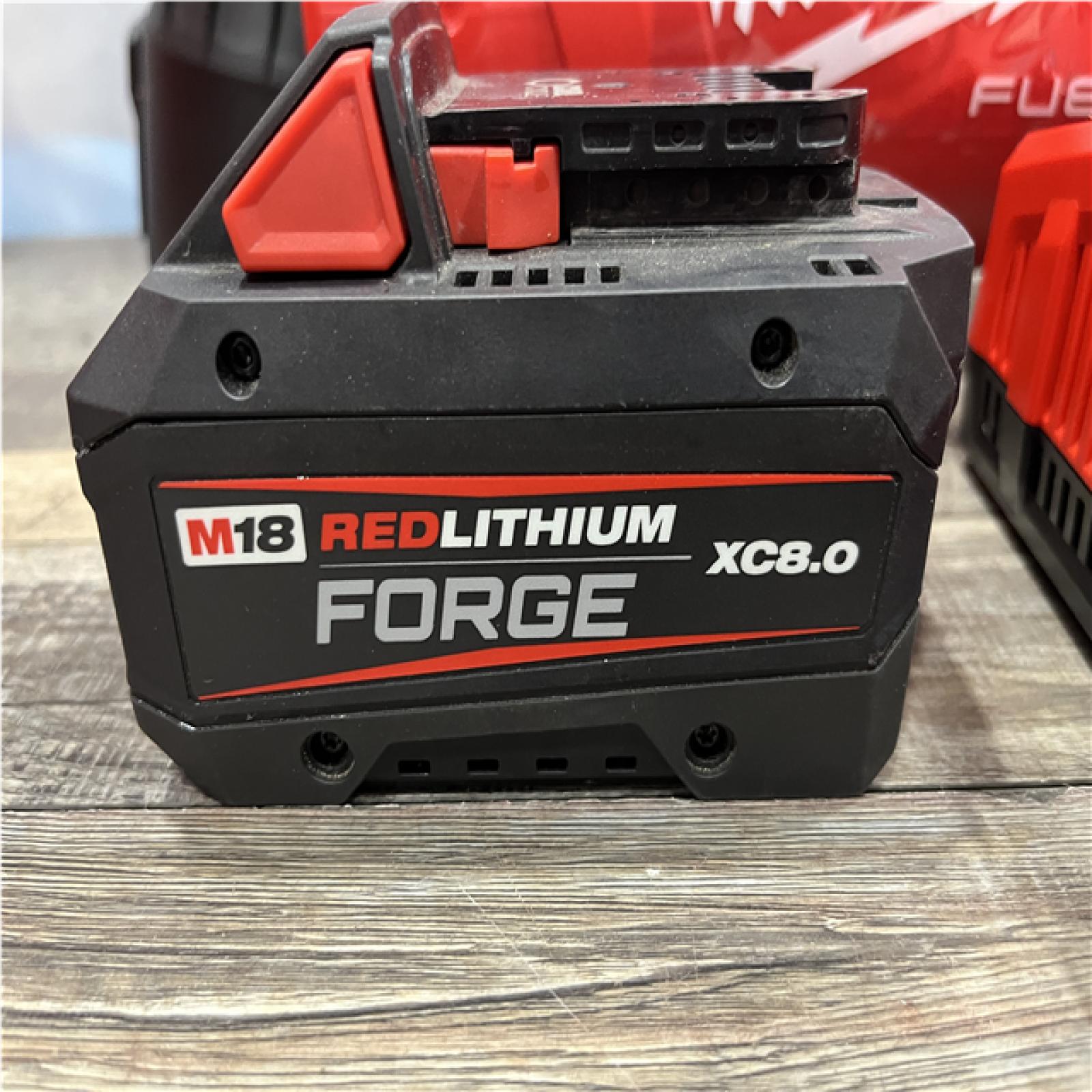 AS-IS Milwaukee FUEL 120 MPH 500 CFM 18V Brushless Cordless Battery Powered Leaf Blower Kit