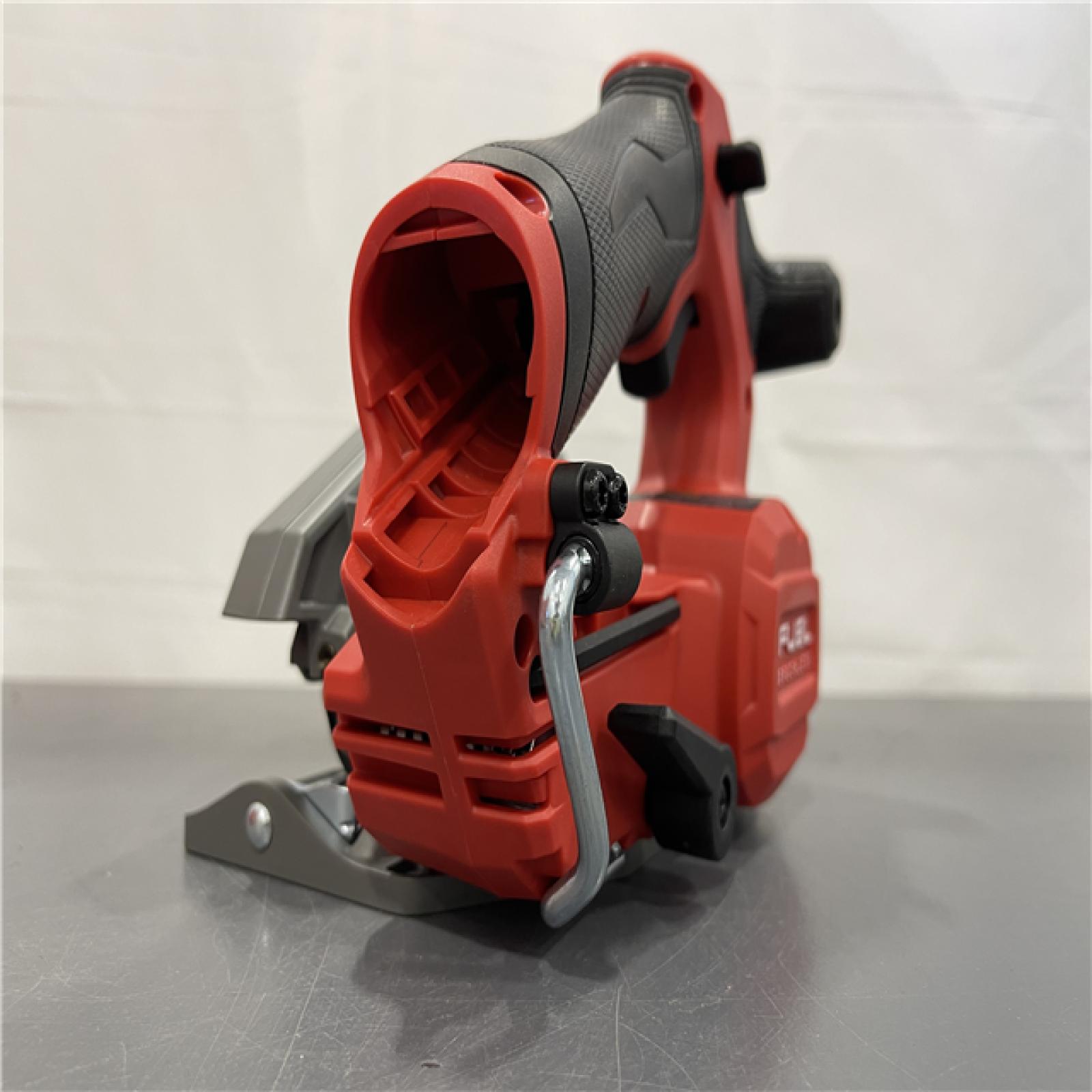 AS-IS - M12 MILWAUKEE FUEL 5-3/8 CIRCULAR SAW