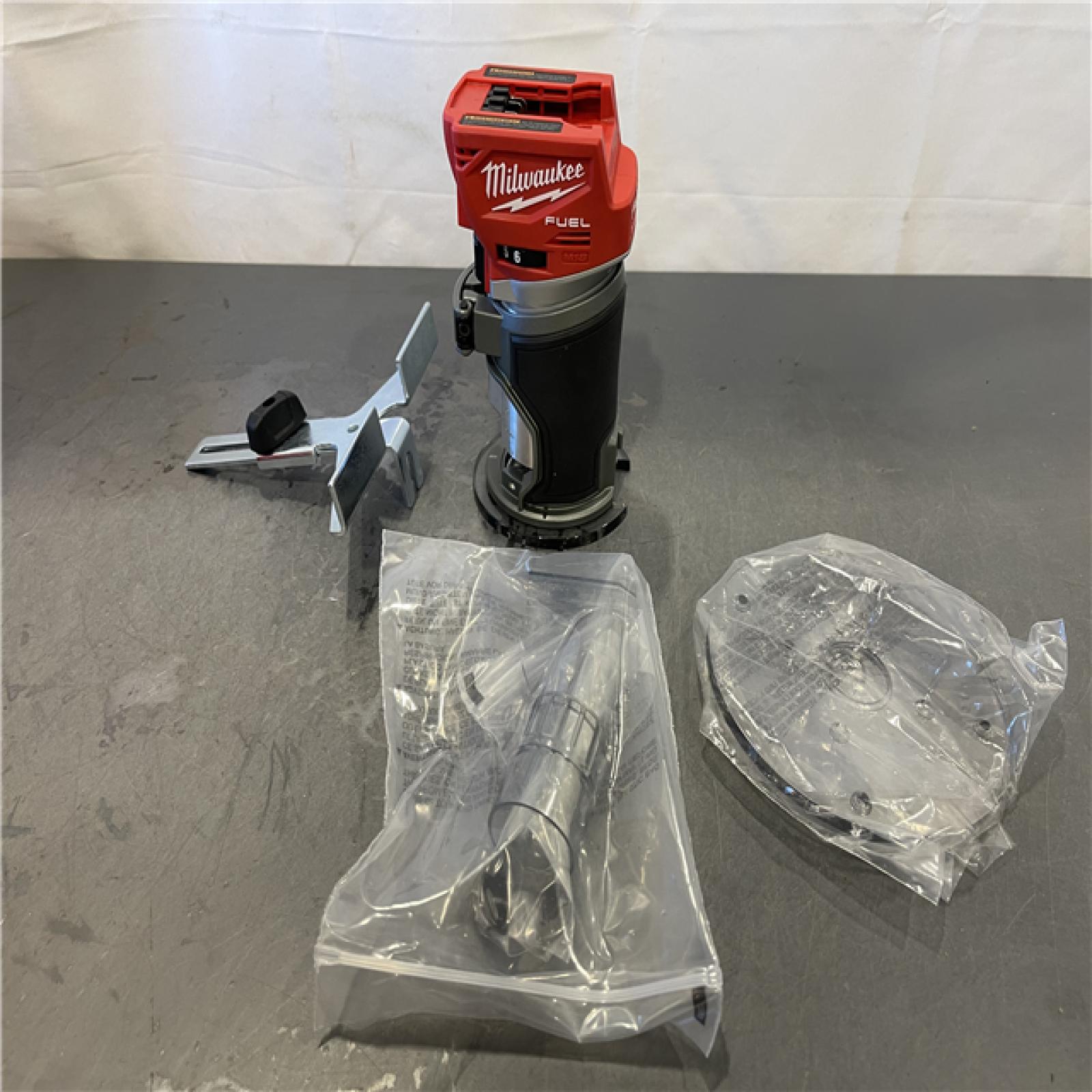 AS-IS - Milwaukee M18 FUEL 18V Lithium-Ion Brushless Cordless Compact Router