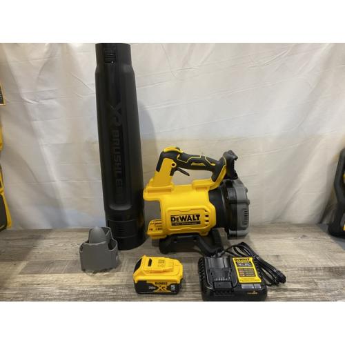 AS-IS DEWALT 20V MAX* XR Brushless Cordless Handheld Blower Kit