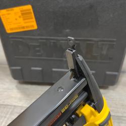 AS-IS DEWALT 12V MAX Lithium-Ion 100 ft. Green Self-Leveling 3-Beam 360 Degree Laser Level Kit