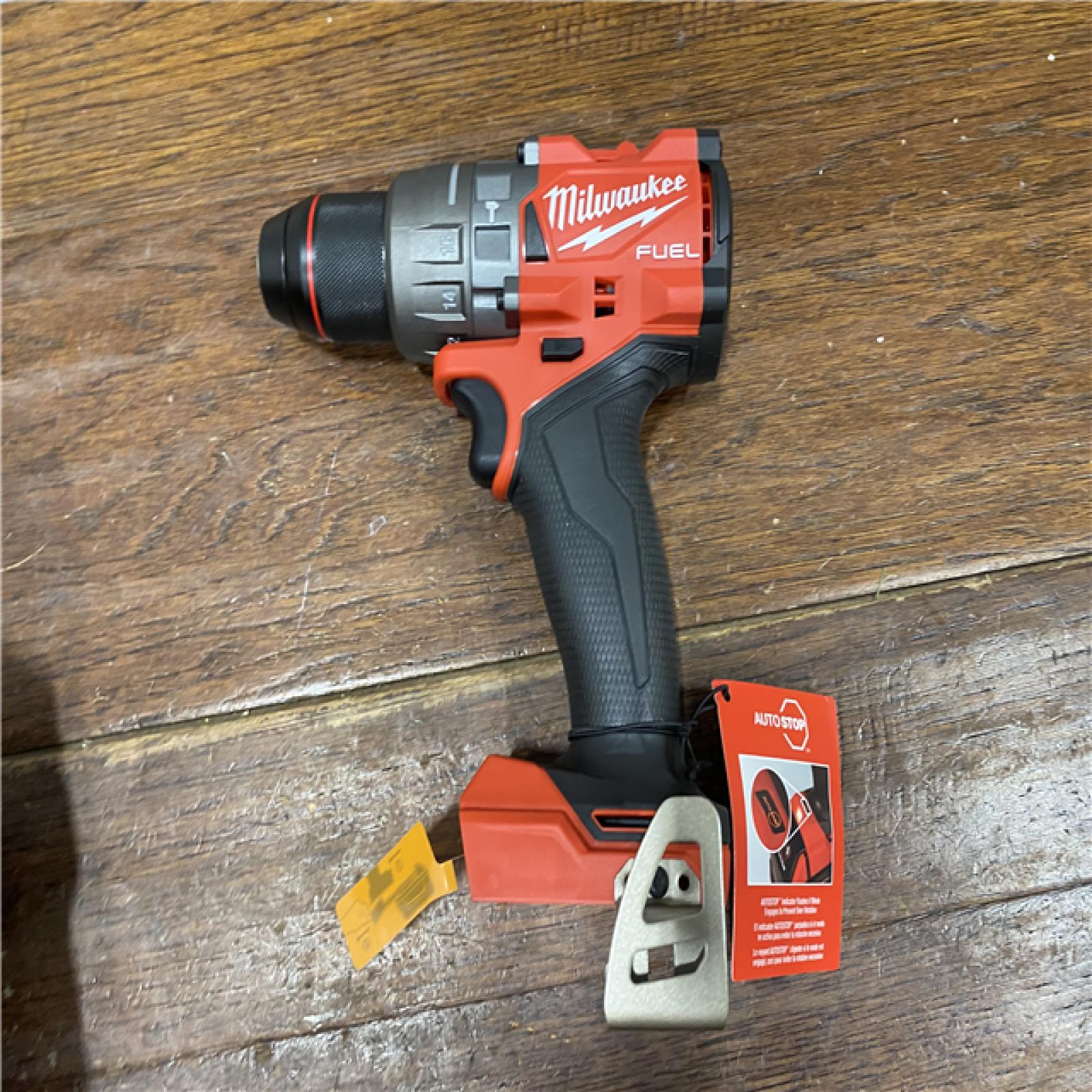 AS-IS Milwaukee 2904-22 Hammer Drill Driver Kit with Batteries  Charger & Tool Case  Red