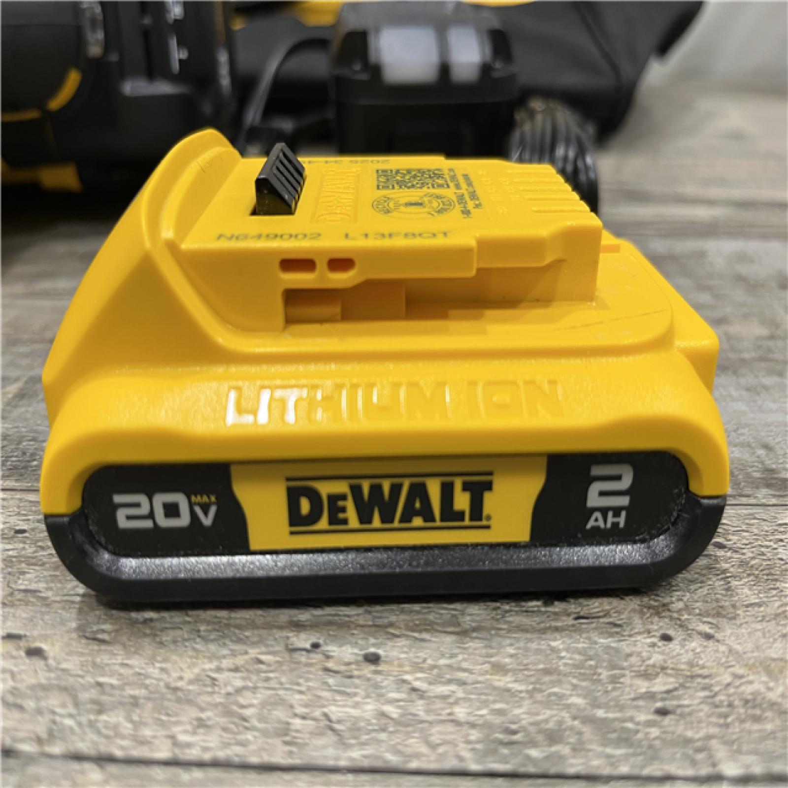 AS-IS DEWALT 20V MAX Lithium-Ion 15-Degree Electric Cordless Roofing Nailer Kit