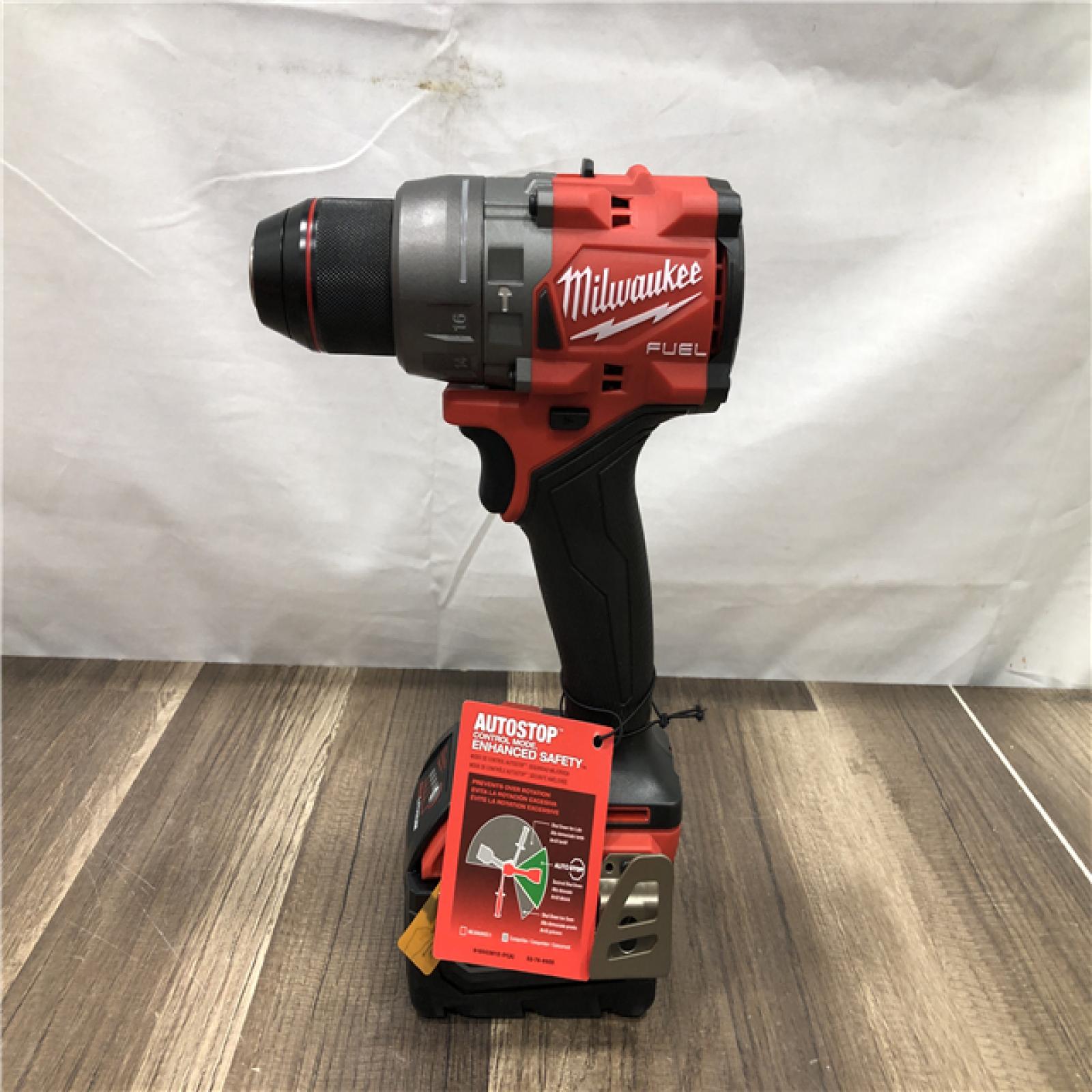 AS-IS Milwaukee  FUEL 18V Lithium-Ion Brushless Cordless 1/2 in. Hammer Drill Driver Kit