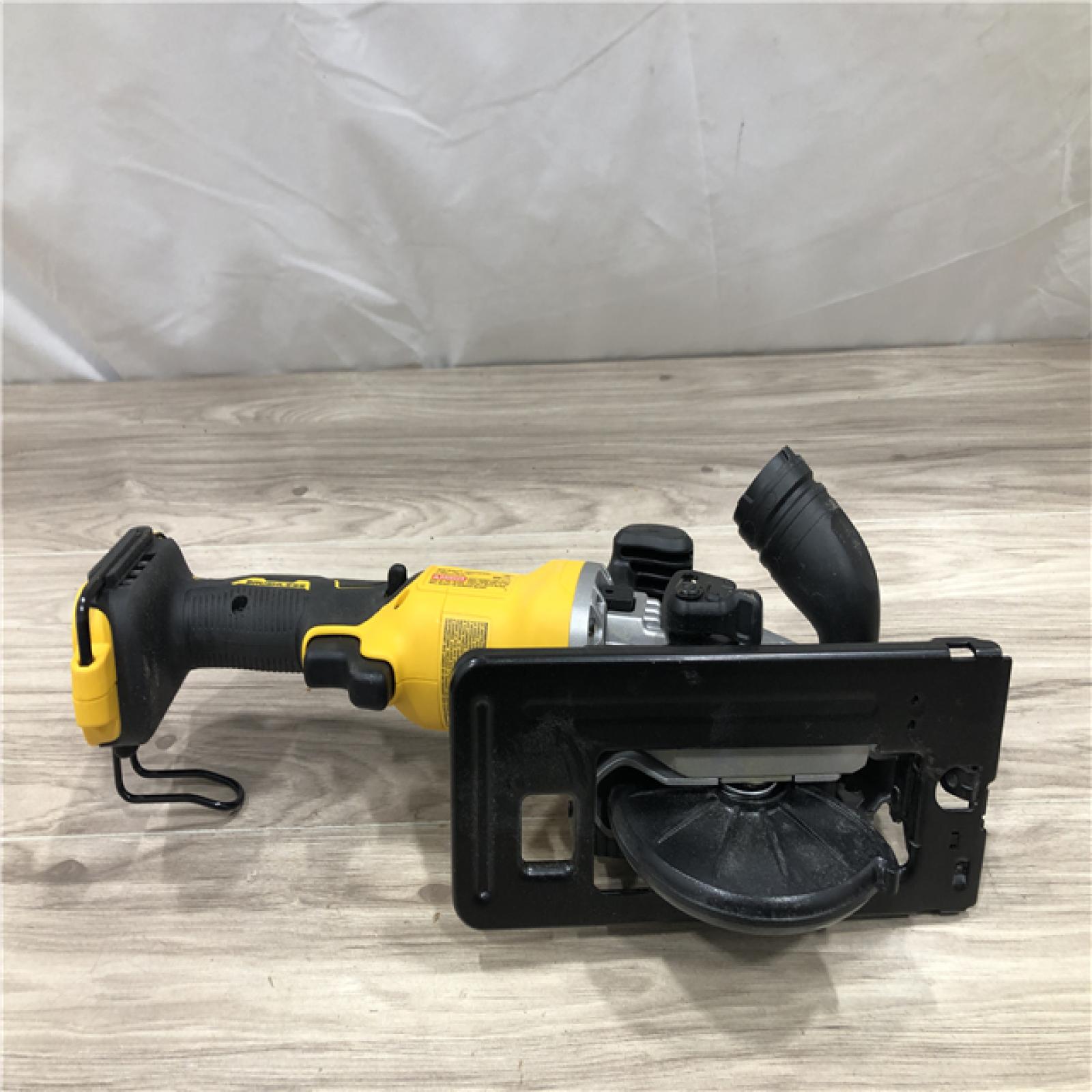 AS-IS DEWALT ATOMIC 20V MAX Cordless 4-1/2 in. Circular Saw (Tool Only)