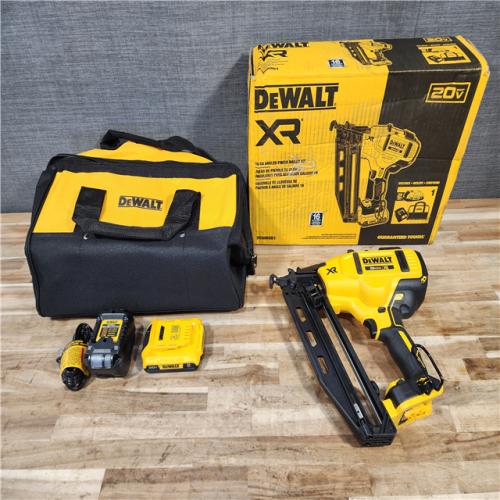 HOUSTON LOCATION - AS-IS DEWALT 20V MAX XR 16-Gauge Electric Cordless Angled Finishing Nailer Kit