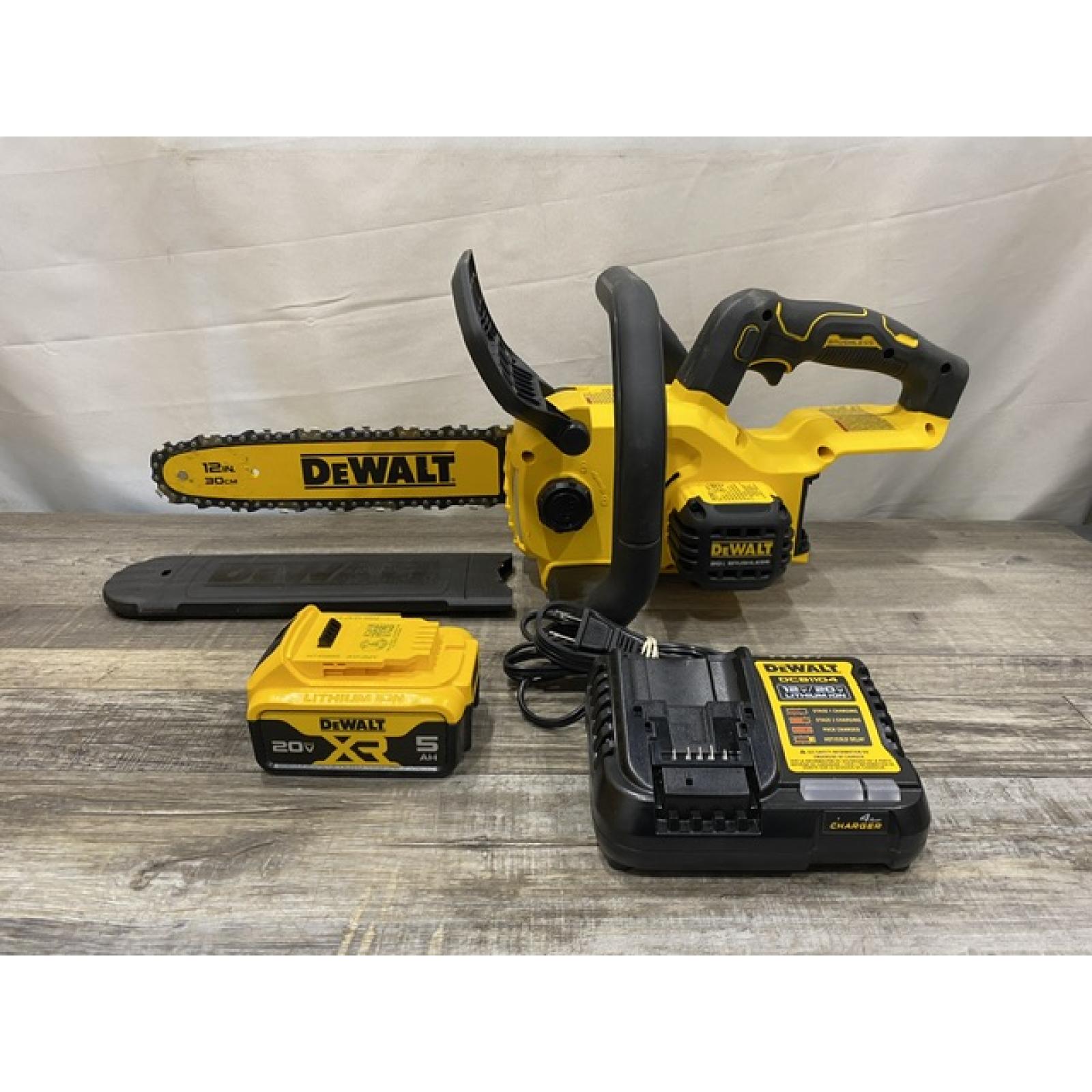 AS-IS DEWALT 20V MAX Compact 12 Brushless Cordless Chainsaw Kit
