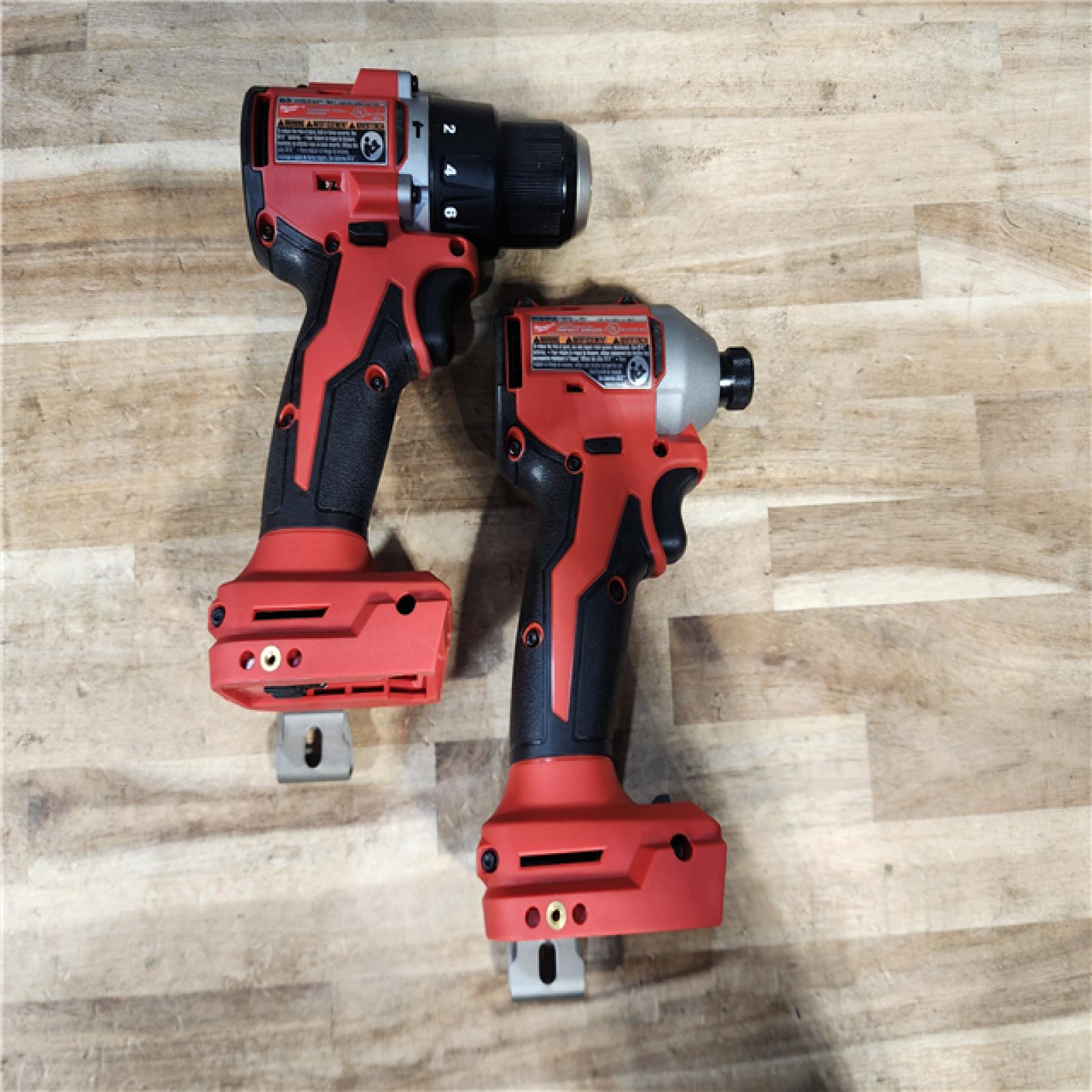 HOUSTON LOCATION - AS-IS Milwaukee 18V Lithium-Ion Brushless Cordless Compact Drill/Impact Combo Kit