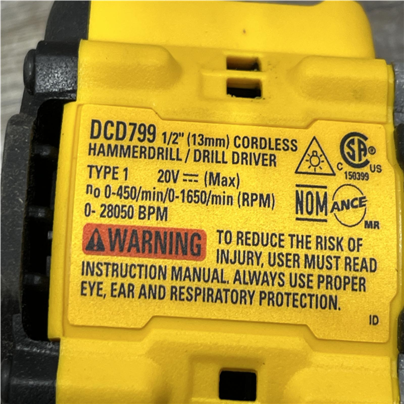 AS-IS DEWALT ATOMIC 20V Lithium-Ion Cordless 1/2 in. Hammer Drill Kit