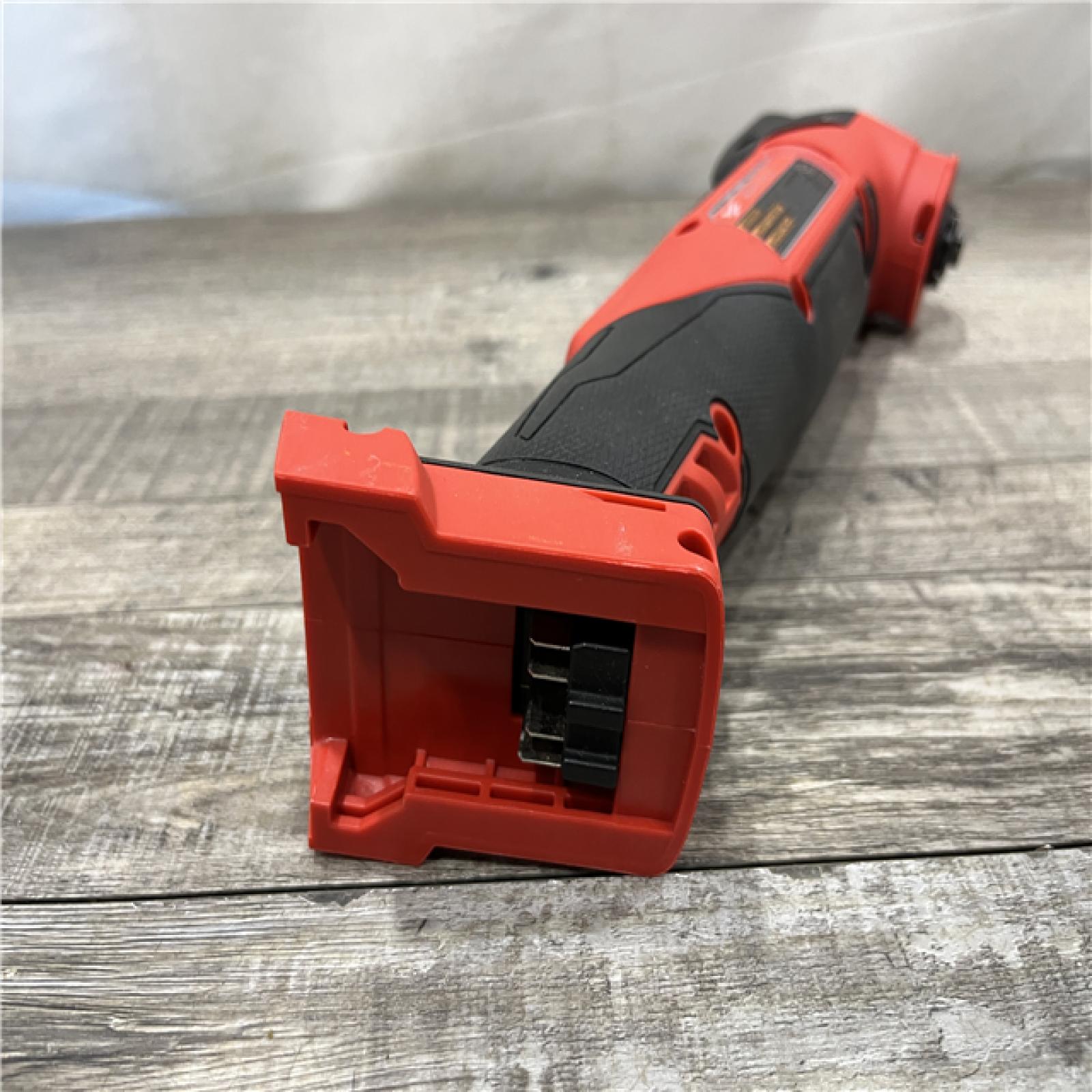 AS-IS Milwaukee FUEL 18V Lithium-Ion Cordless Brushless Oscillating Multi-Tool (Tool-Only)