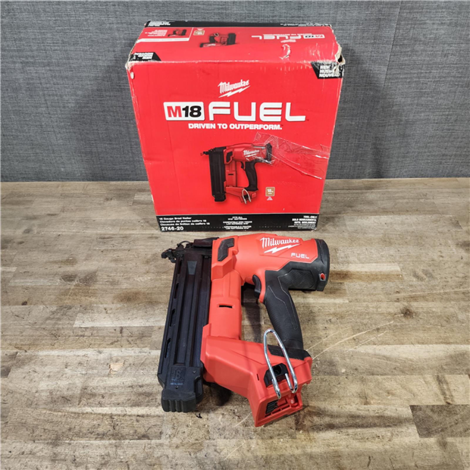 HOUSTON LOCATION - AS-IS Milwaukee M18 FUEL 18 Gauge Brad Nailer (TOOL ONLY)