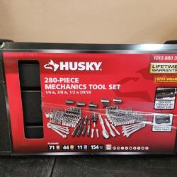 Phoenix NEW Husky 280-Piece SAE/Metric Mechanics Tool Set with Tool Box