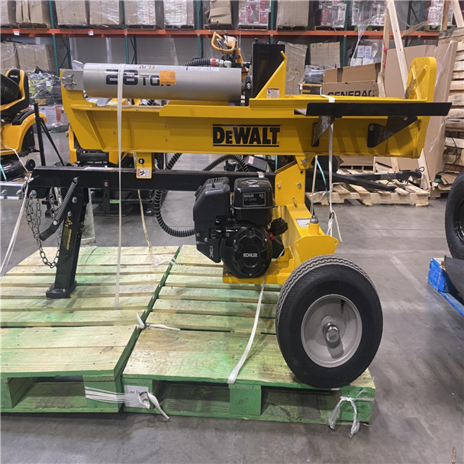 Dallas Location - As-Is DEWALT 28 Ton 196cc 6.5HP Log Splitter