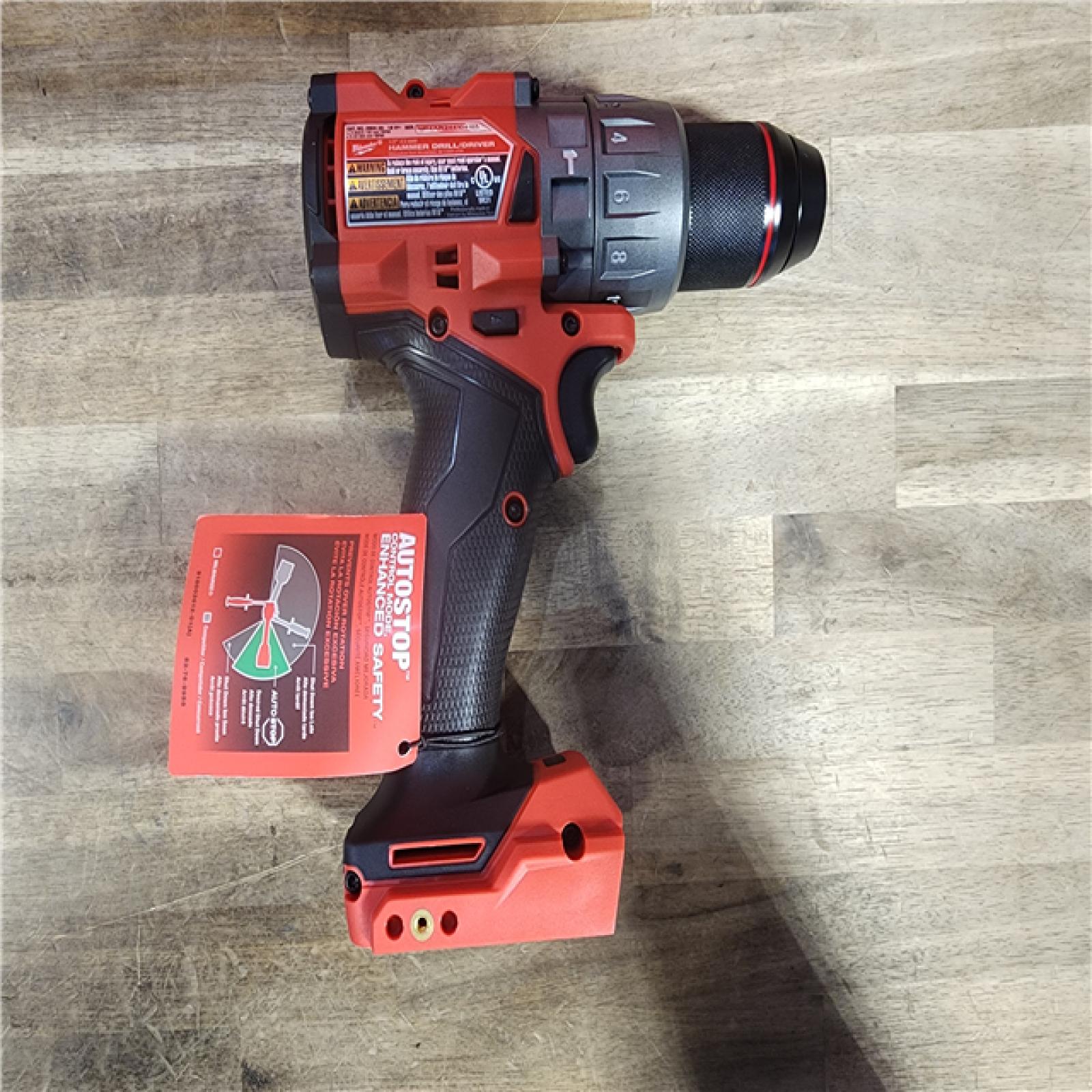 HOUSTON LOCATION - AS-IS (APPEARS LIKE NEW) Milwaukee 2904-22 Hammer Drill Driver Kit with Batteries  Charger & Tool Case  Red