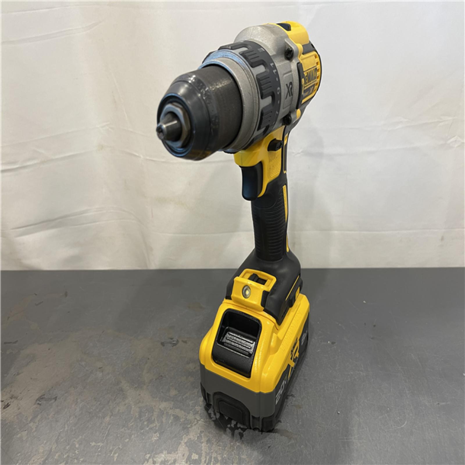 AS-IS - DEWALT 20V XR Lithium-Ion Cordless Hammer Drill Kit