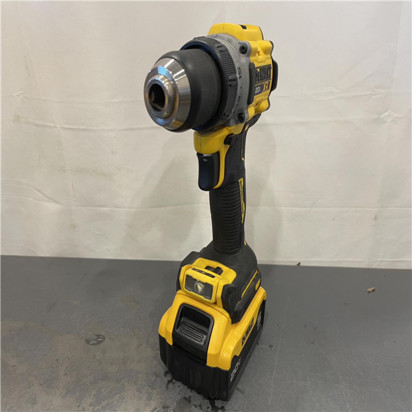 AS-IS - DEWALT 20V MAX XR Brushless Cordless 1/2 Drill/Driver Kit