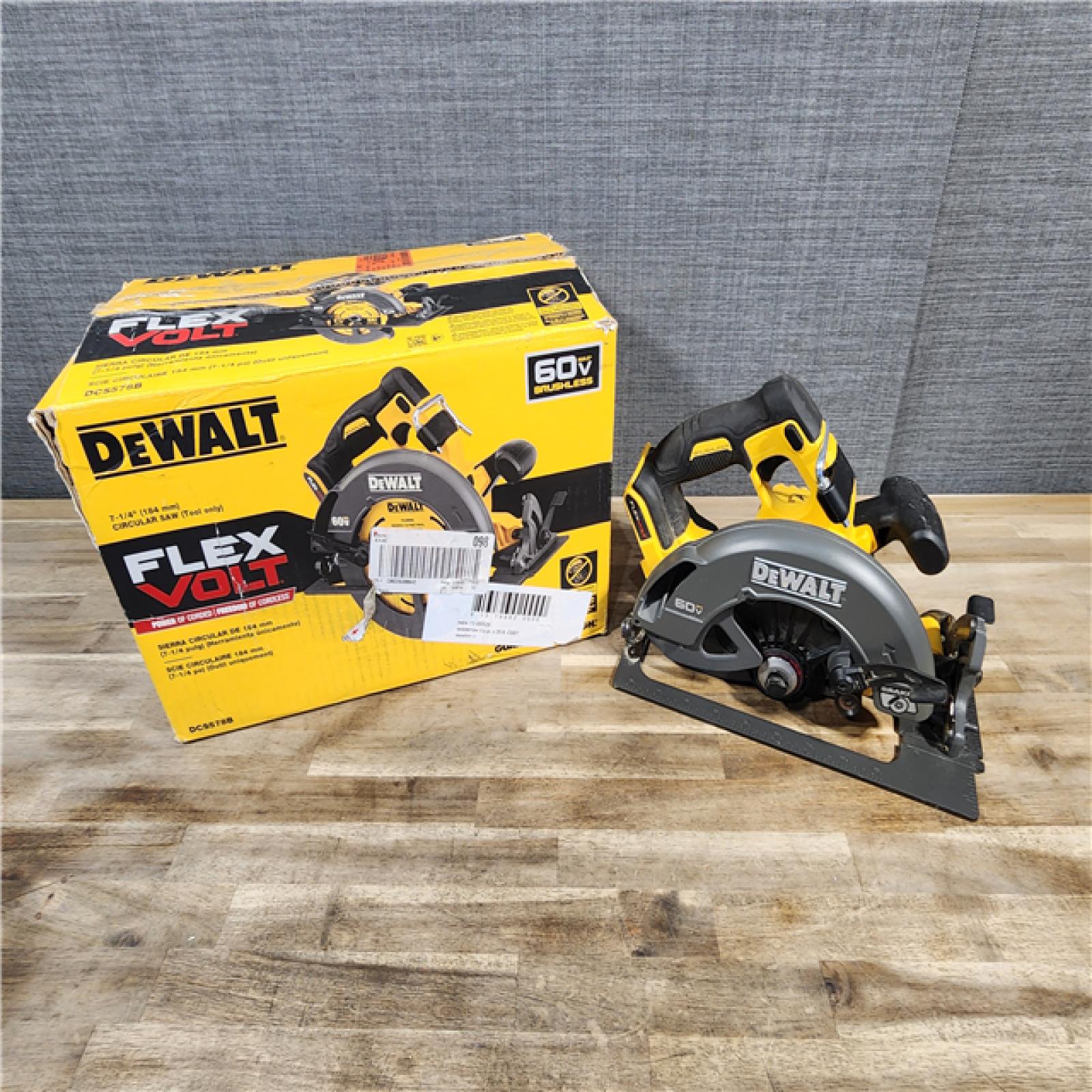 HOUSTON LOCATION - AS-IS DeWALT Flexvolt Max 7-1/4  60V Brushless Circular Saw DCS578B (Bare Tool)