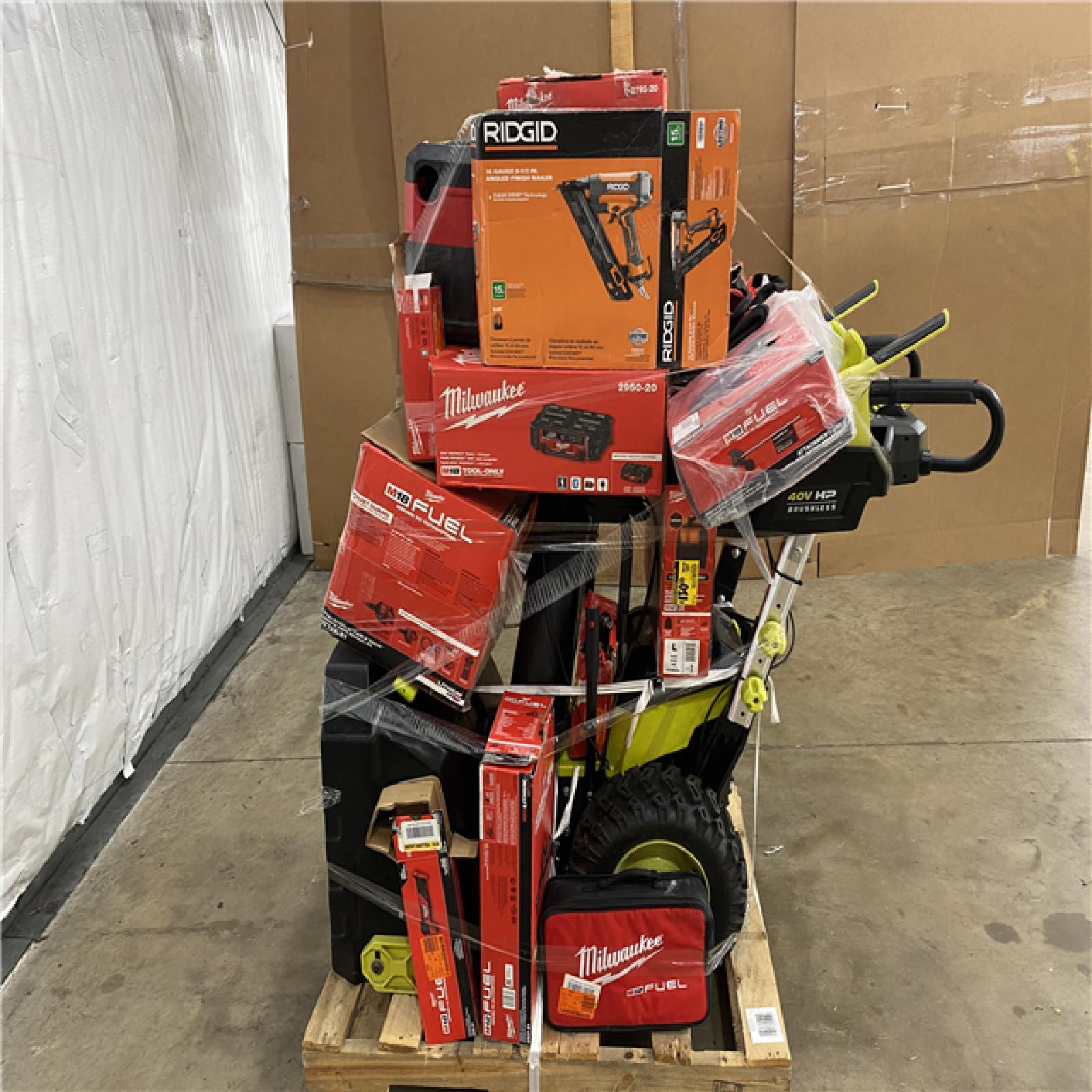 Houston Location AS IS - Tool Pallet