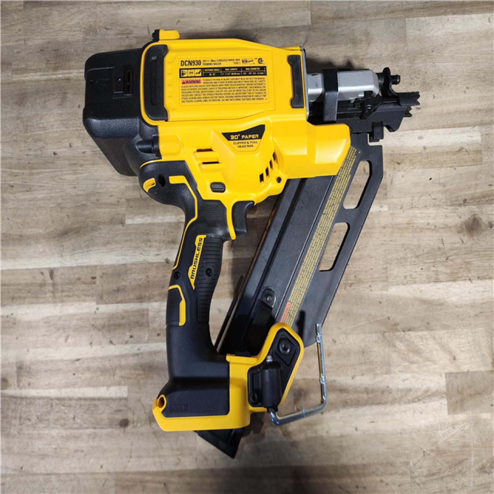 HOUSTON LOCATION - AS-IS DEWALT 20-Volt 30° Cordless Framing Nailer (Tool-Only)