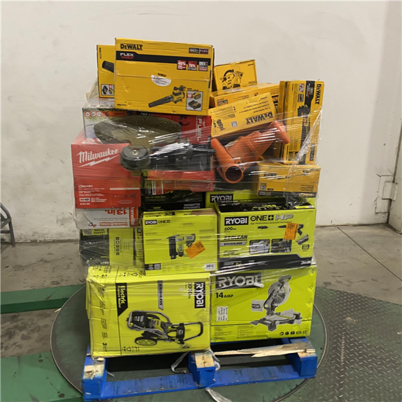 Dallas Location - As-Is Tool Pallet