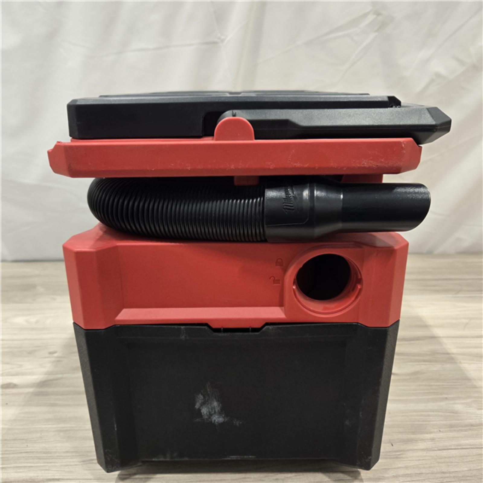 AS-IS MILWAUKEE M18 FUEL PACKOUT 18V Cordless 2.5 Gal. Wet/Dry Vacuum (Vacuum-Only)