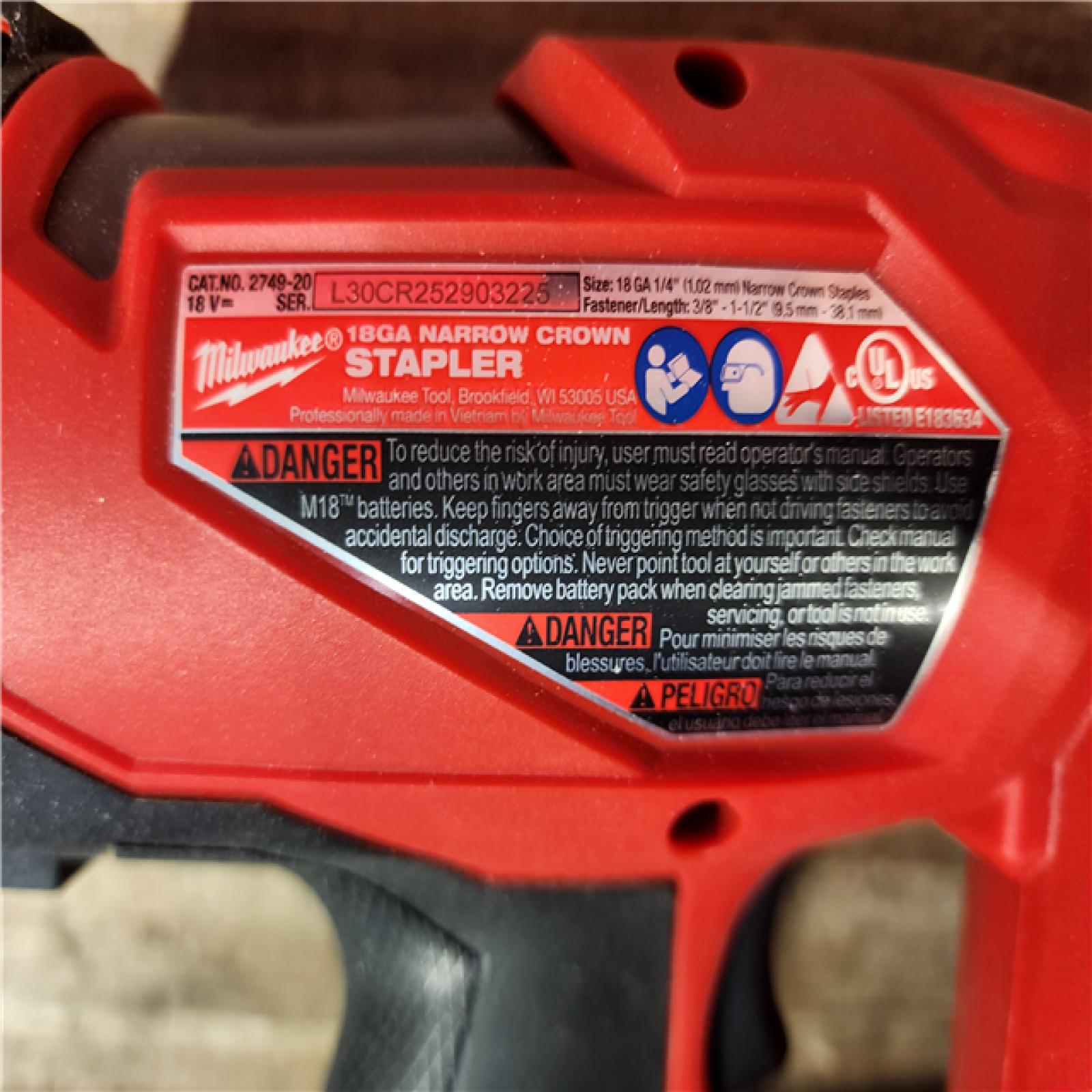 HOUSTON LOCATION - AS-IS Milwaukee FUEL 18-Volt Lithium-Ion Brushless Cordless 18-Gauge 1/4 in. Narrow Crown Stapler (Tool-Only)