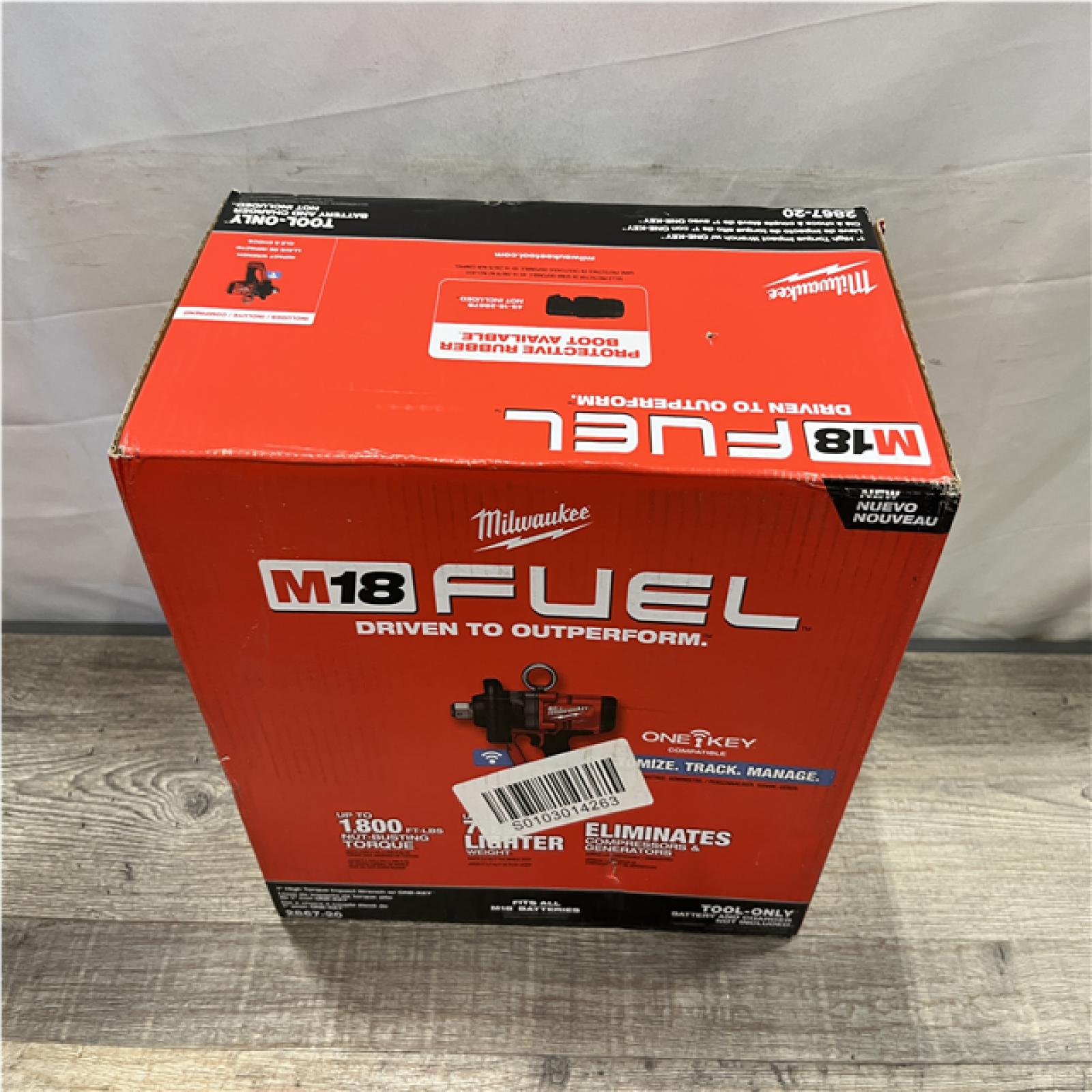 NEW - Milwaukee FUEL ONE-KEY 18V Lithium-Ion Brushless Cordless 1 in. Impact Wrench with Friction Ring (Tool-Only)