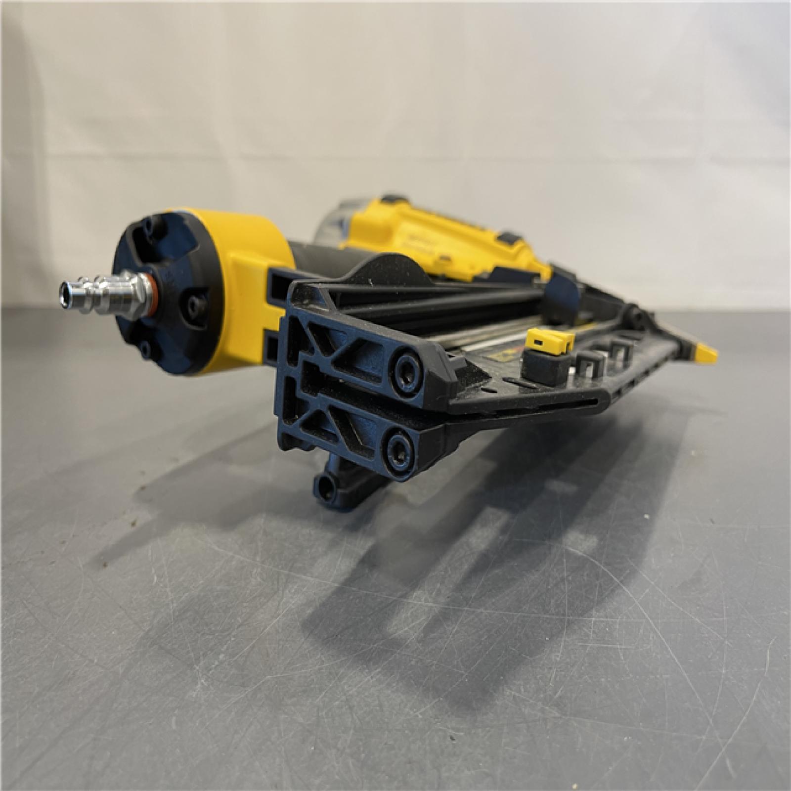 AS-IS - DEWALT Precision Point 16 Gauge 2-1/2 in. Finish Nailer Kit