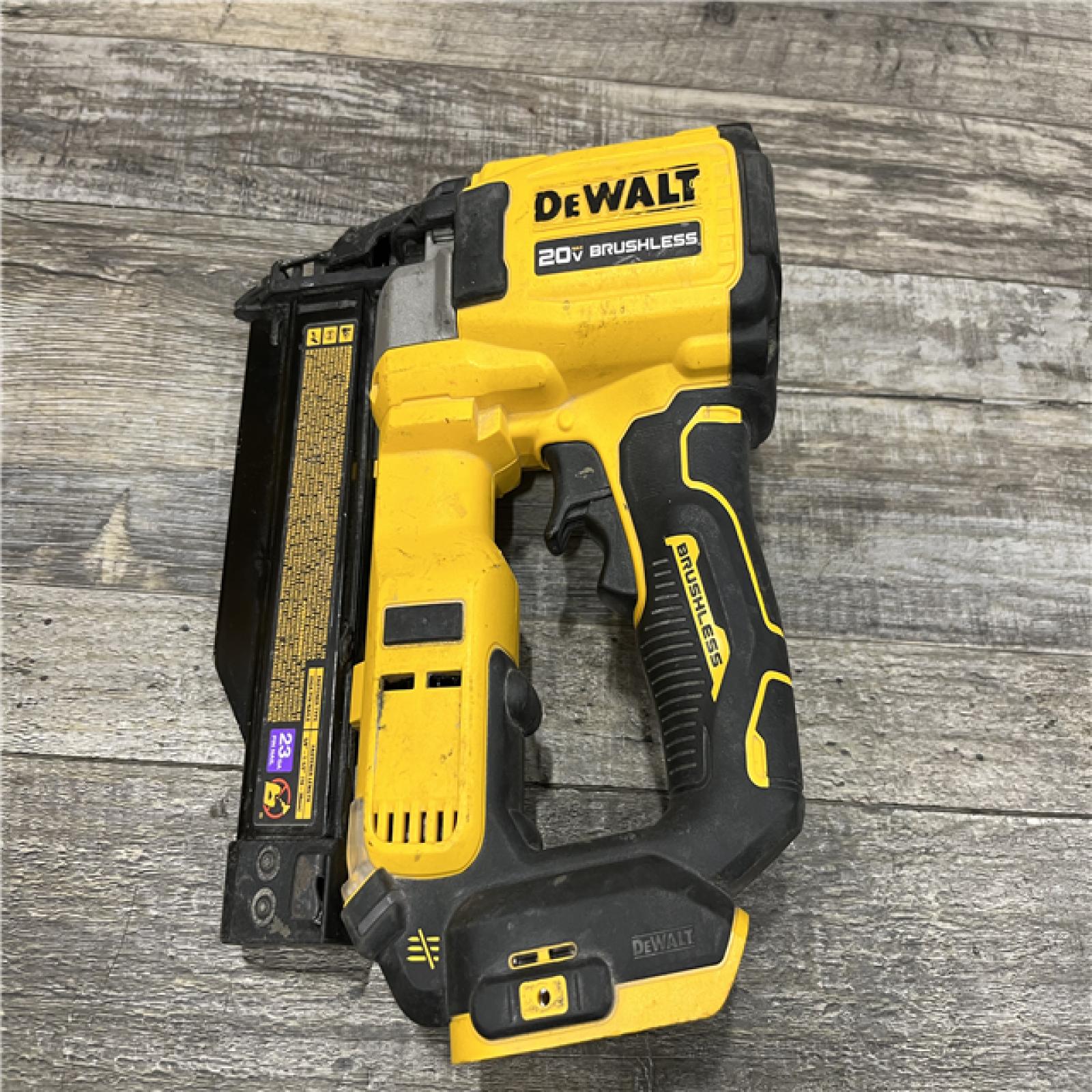 AS-IS DEWALT ATOMIC 20V MAX Lithium Ion Cordless 23 Gauge Pin Nailer Kit
