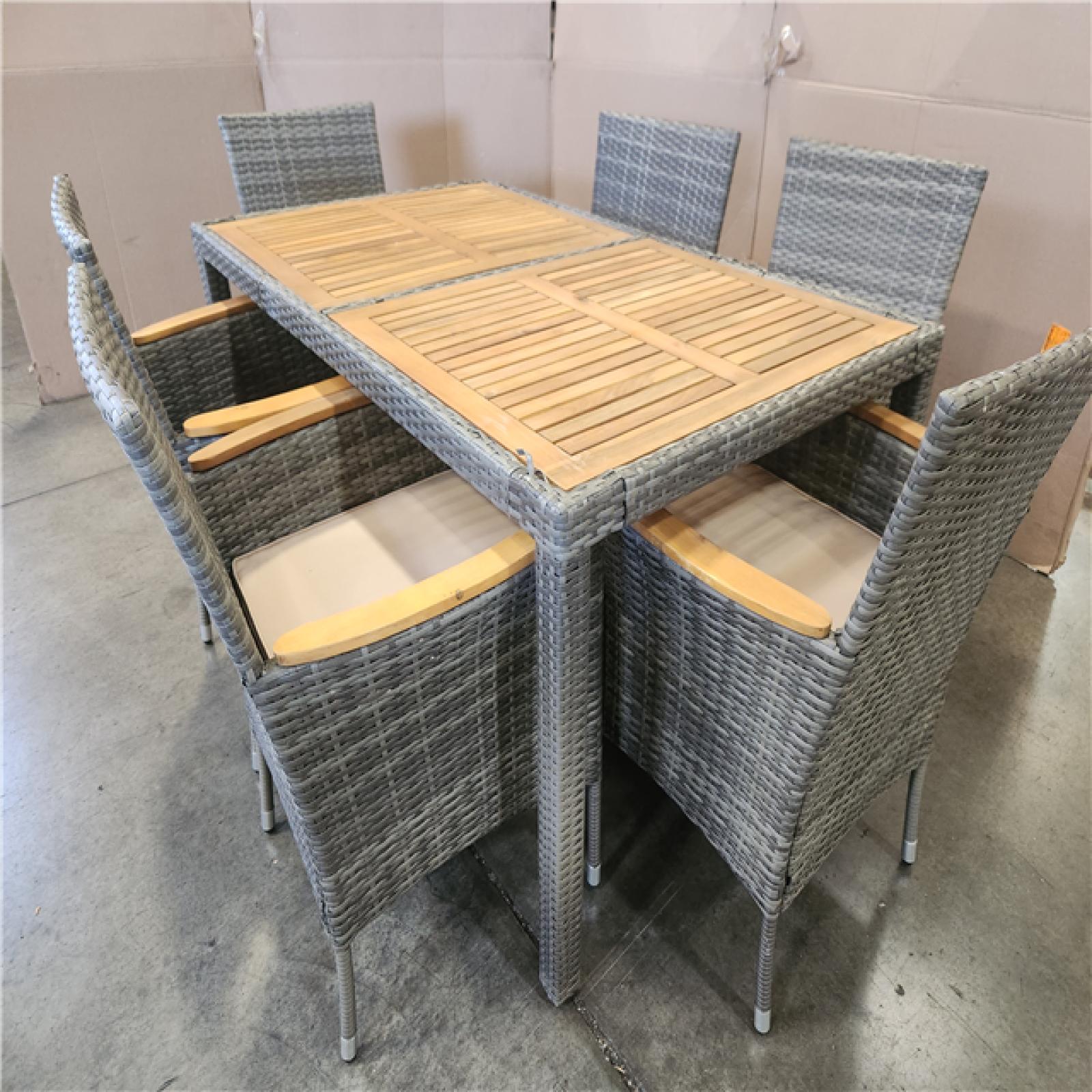 Phoenix Location 7-Piece Out Door Wicker Table and Chairs
