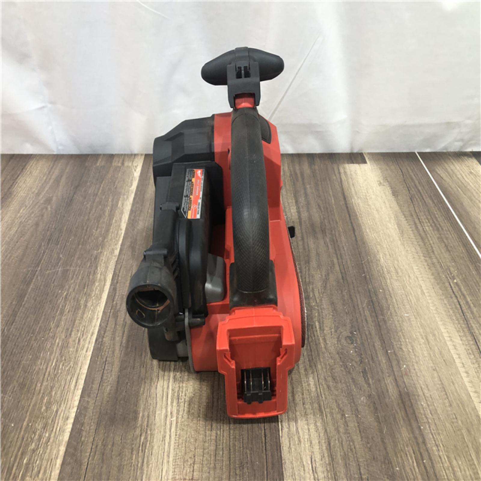 AS-IS Milwaukee M18 FUEL 18-Volt Lithium-Ion Cordless Belt Sander (Tool-Only)