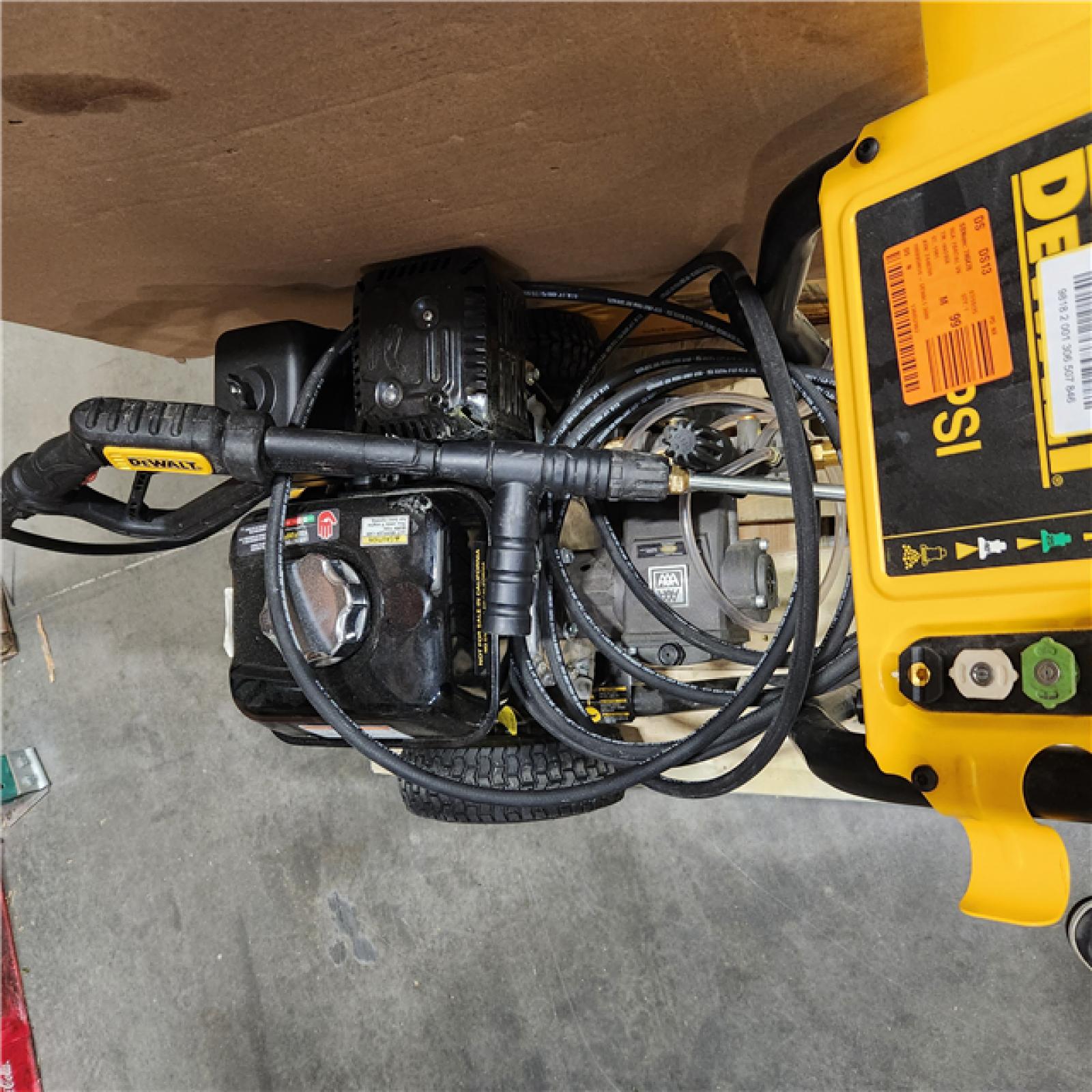 Dallas Location - As-Is DEWALT 3600 PSI 2.5 GPM Gas Pressure Washer