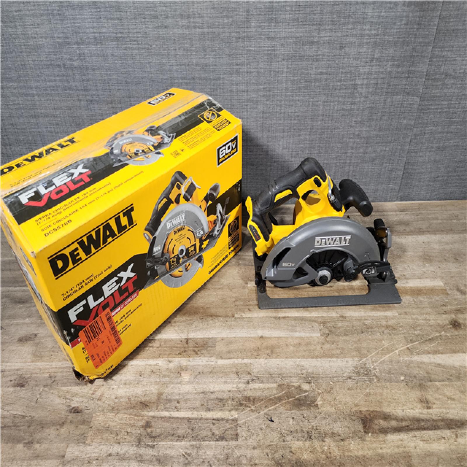HOUSTON LOCATION - AS-IS DEWALT FLEXVOLT 60V MAX Cordless Brushless 7-1/4 in. Circular Saw with Brake (Tool Only)