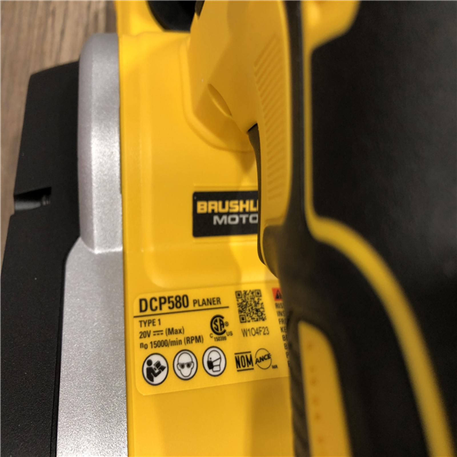 AS-IS DEWALT 20V MAX XR Cordless Brushless 3-1/4 in. Planer (Tool Only)