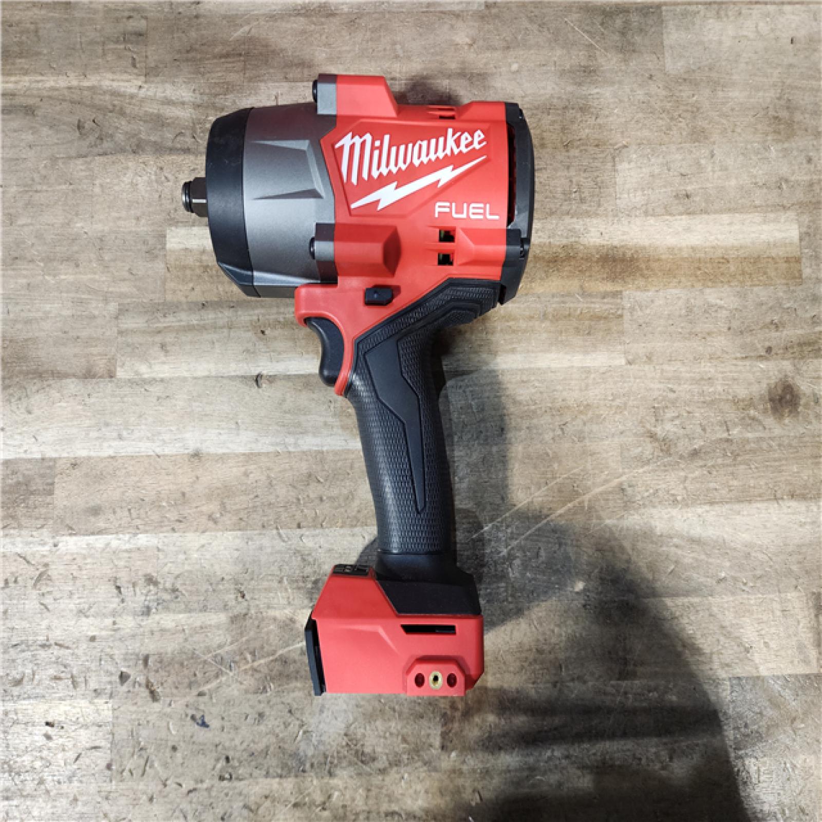 HOUSTON LOCATION - AS-IS (APPEARS LIKE NEW) Milwaukee M18 FUEL 18V Lithium-Ion Brushless Cordless 1/2 in. Impact Wrench with Friction Ring (Tool-Only)