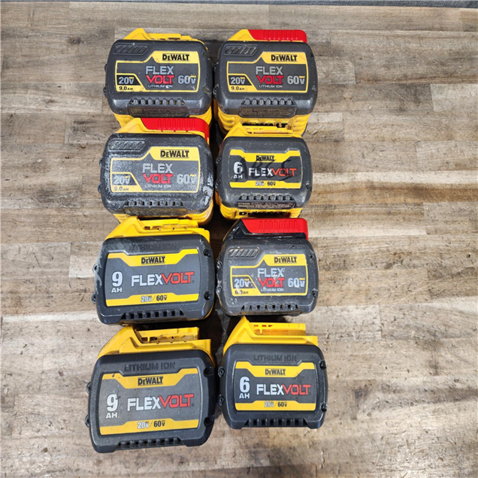 HOUSTON LOCATION - AS-IS DEWALT BATTERY PACK QTY - 8