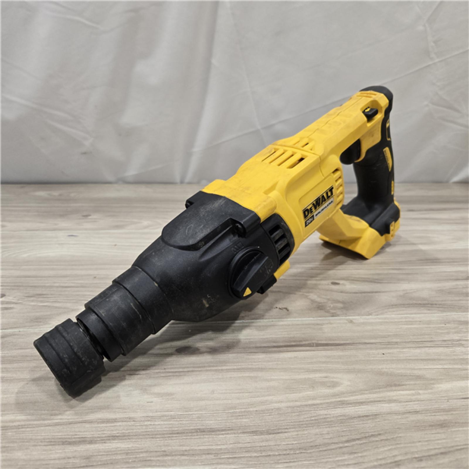 AS-IS DeWalt 20v MAX Cordless Rotary Hammer Drill (Tool-Only) DCH133