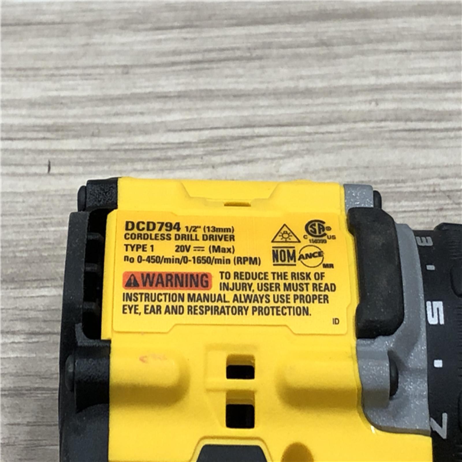 AS-IS DEWALT ATOMIC 20-Volt MAX Cordless 1/2 in. Drill Driver (Tool-Only)