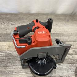 AS-SI Milwaukee FUEL 12V Lithium-Ion Brushless 5-3/8 in. Cordless Circular Saw Kit