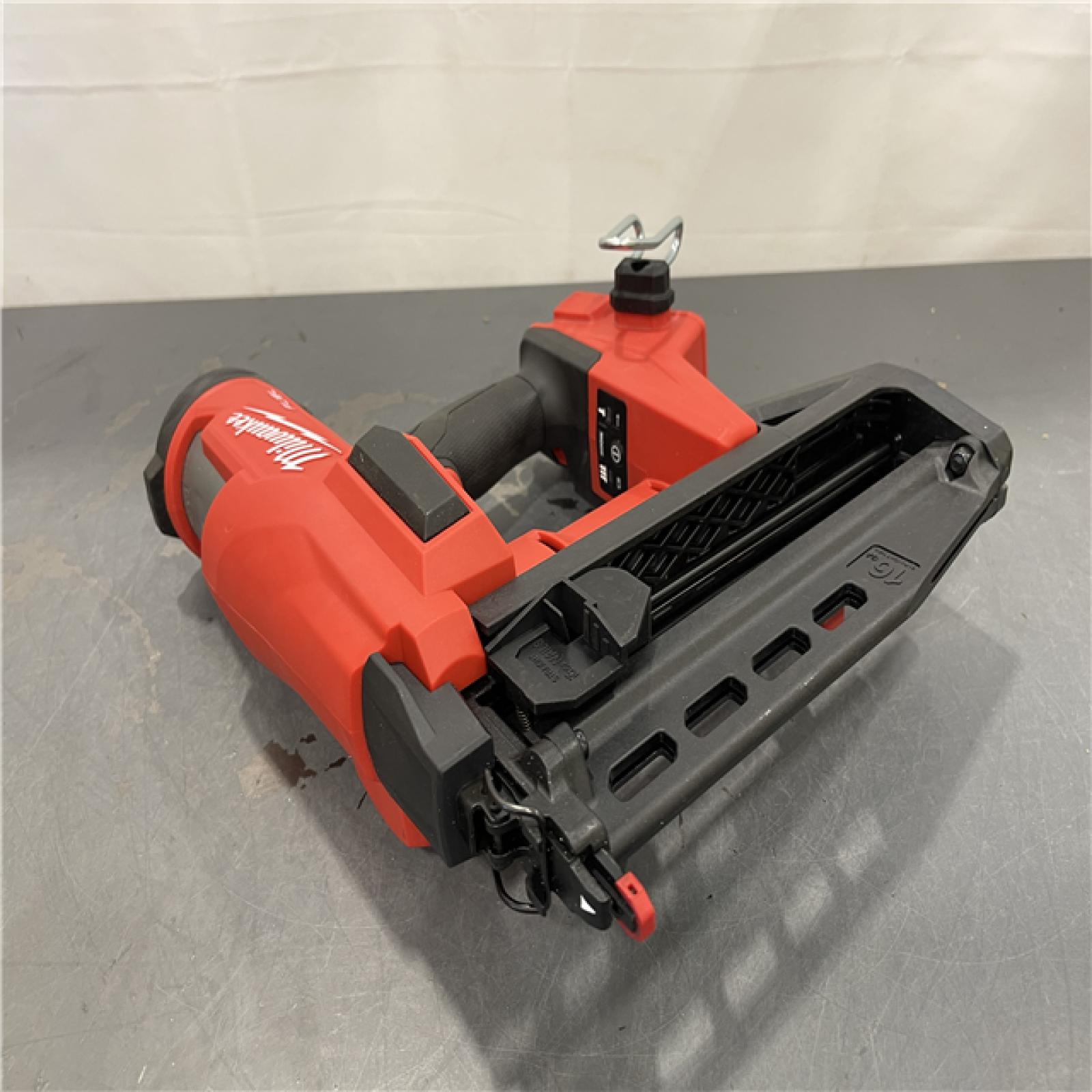 AS-IS - MILWAUKEE M18 FUEL 18-Volt Lithium-Ion Brushless Cordless Gen ll 16-Gauge Straight Finish Nailer