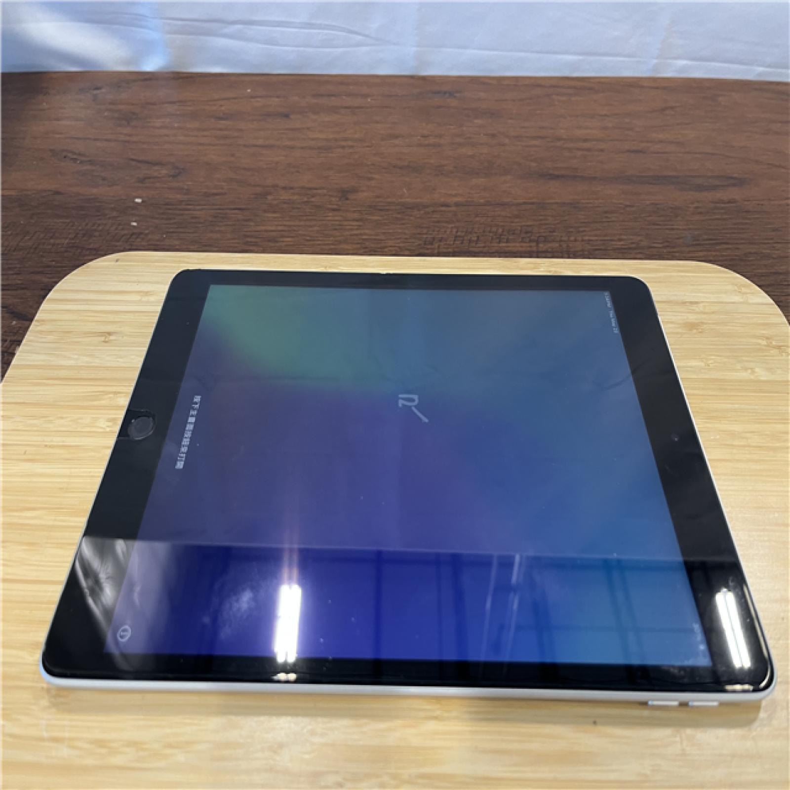 Apple 10.2-inch iPad Wi-Fi + Cellular 256GB - Silver (9th Generation)