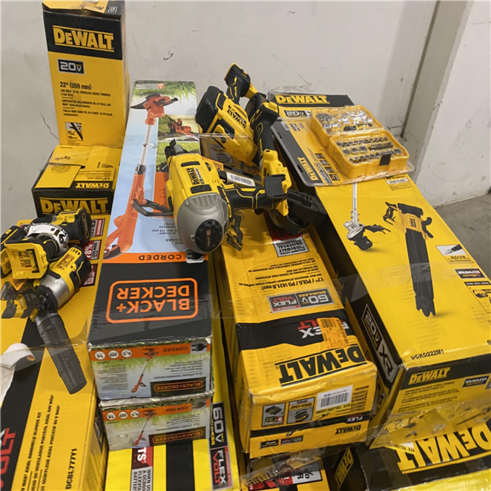 Dallas Location - As-Is Tool Pallet