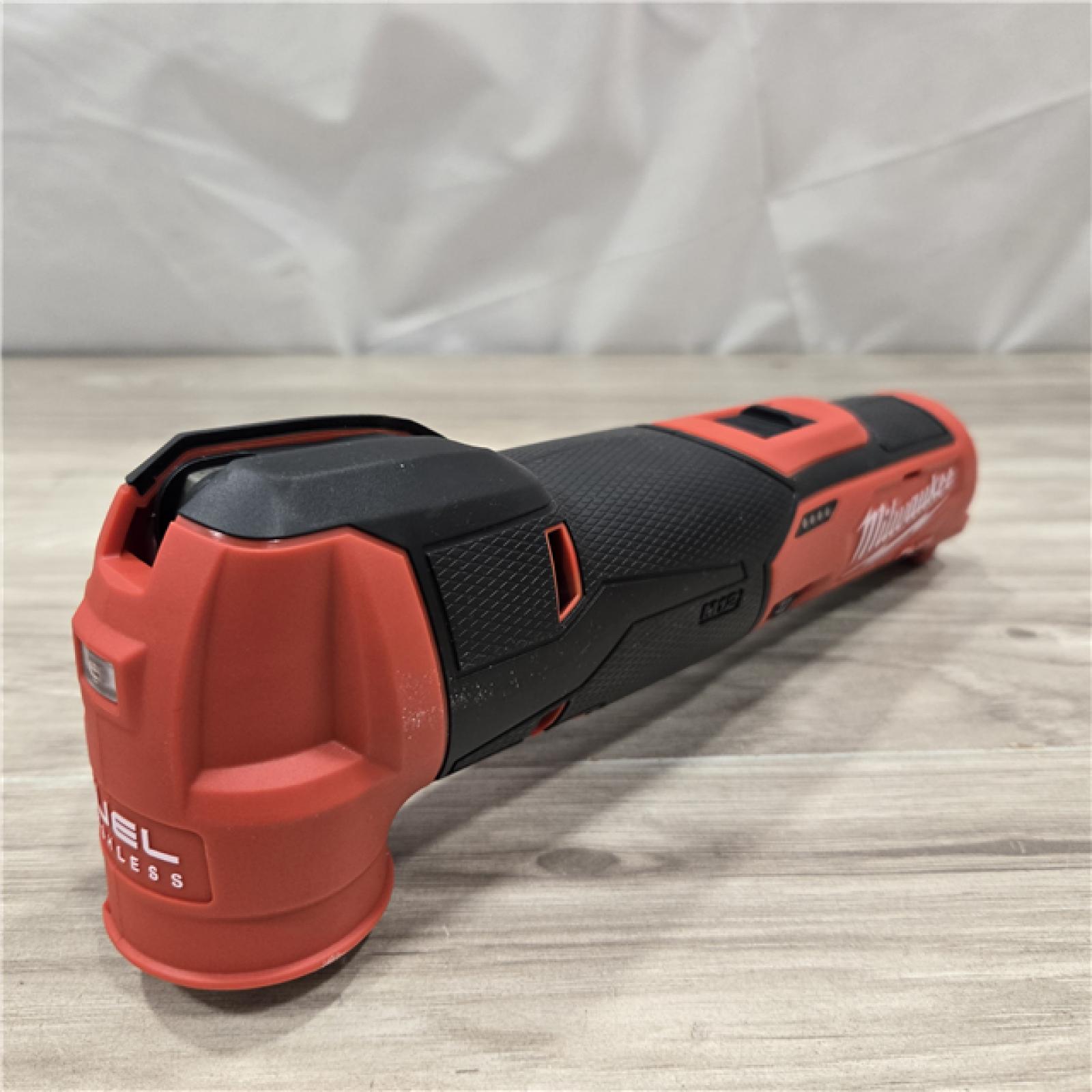 AS-IS Milwaukee M12 12V Cordless Oscillating Multi-Tool 2526-20 (Tool-Only)