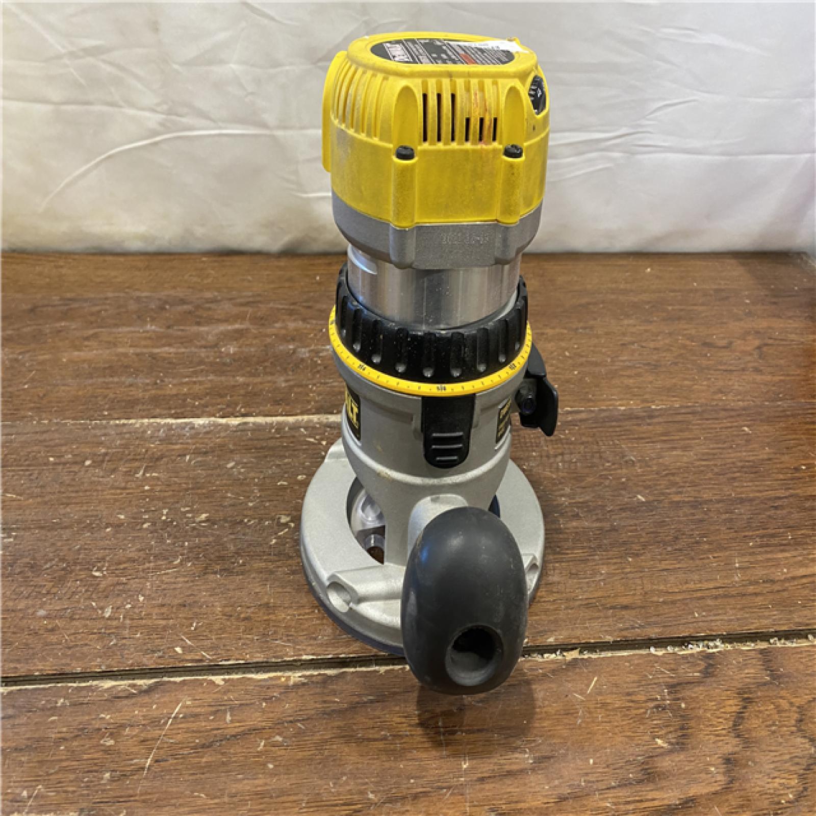 AS-IS DEWALT 12 Amp Corded 2-1/4 Horsepower Electronic Variable Speed Fixed Base Router with Soft Start