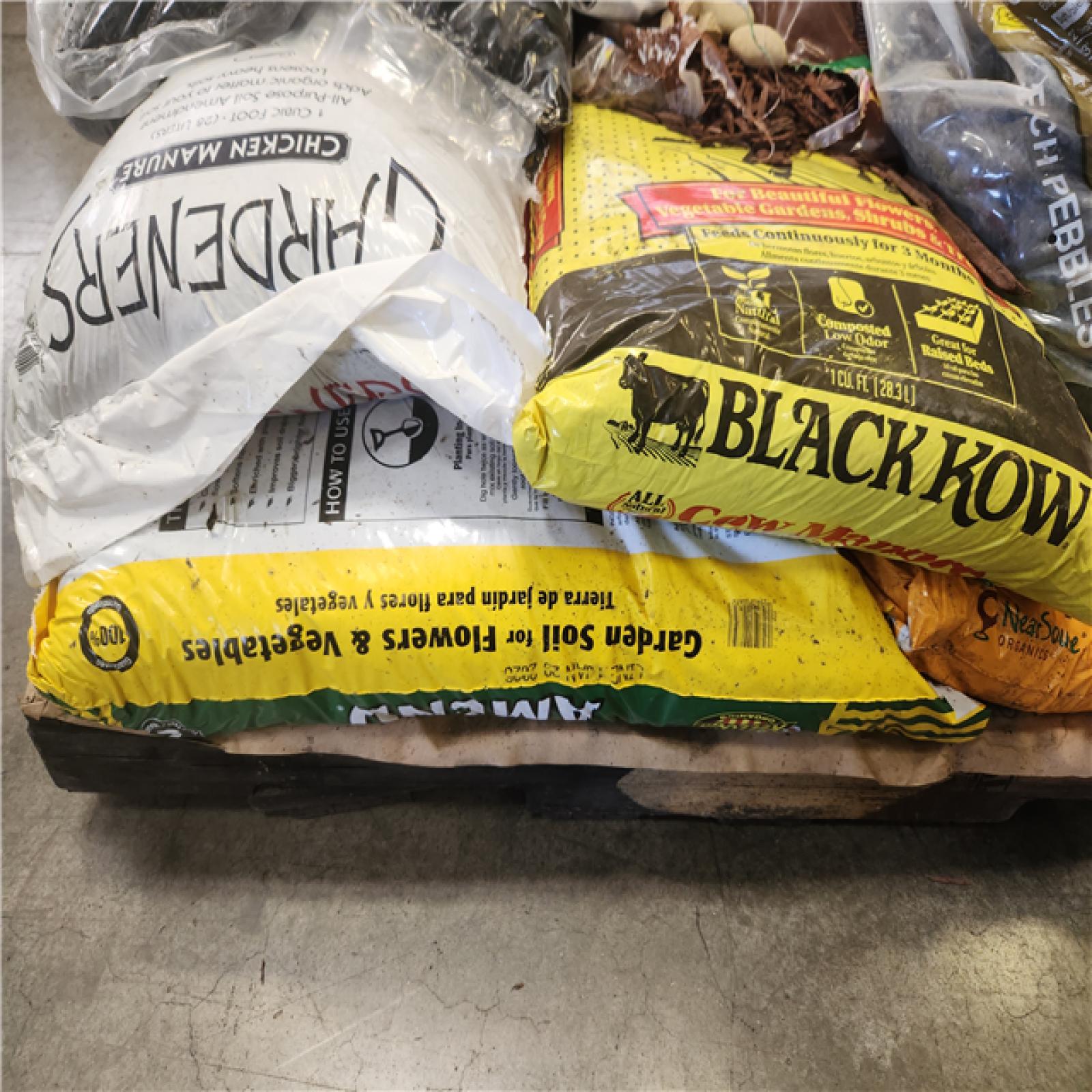 Phoenix Mixed Home Gardening Supplies (Includes Soil 5 Bags  Manure 3 bags  Mulch 4 Bags Compost 1 Bag)
