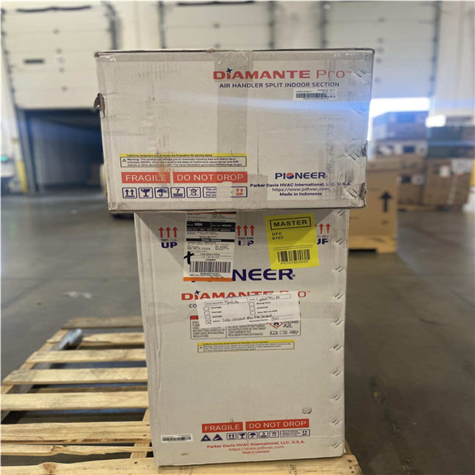 DALLAS LOCATION- AS-IS Pioneer® Diamante Pro™ 24 000 BTU 21 SEER2 230V High-Wall Ductless Mini-Split Air Conditioner Inverter Heat Pump Unit Kit