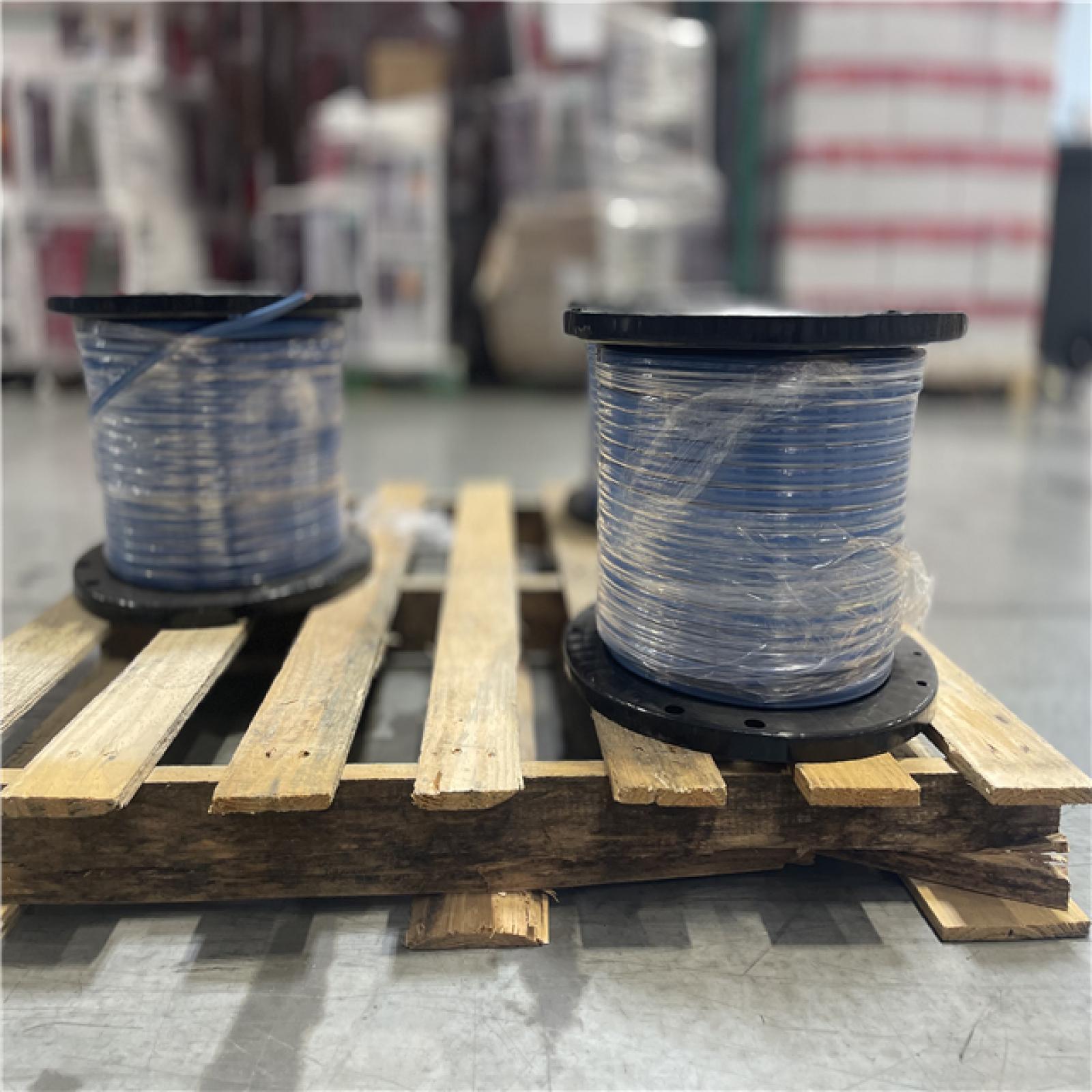 DALLAS LOCATION - SOUTHWIRE NMB 14/3 G BLUE JKT 1 000SP PALLET-(3 SPOOLS)