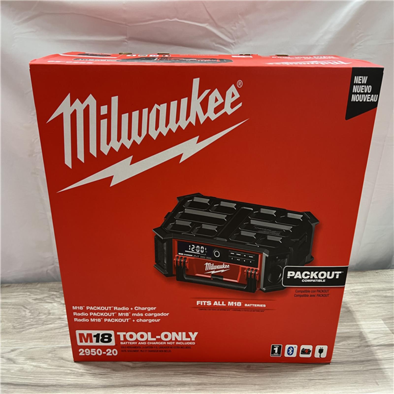NEW Milwaukee Lithium-Ion Cordless PACKOUT Radio/Speaker with Built-In Charger
