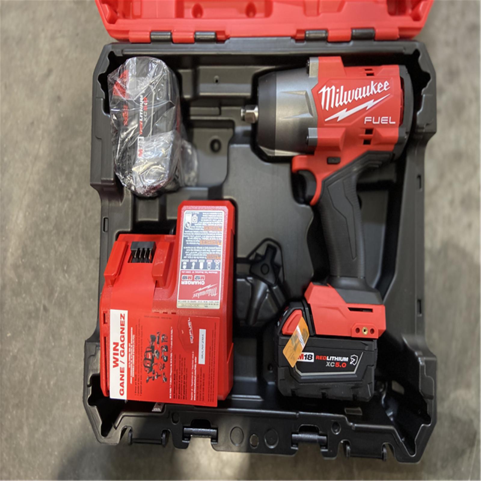 NEW! - Milwaukee M18 FUEL 18V Lithium-Ion Brushless Cordless High-Torque 1/2 in. Impact Wrench w/Friction Ring Kit